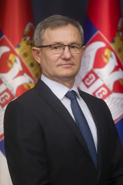 Проф. др Драган Гламочић