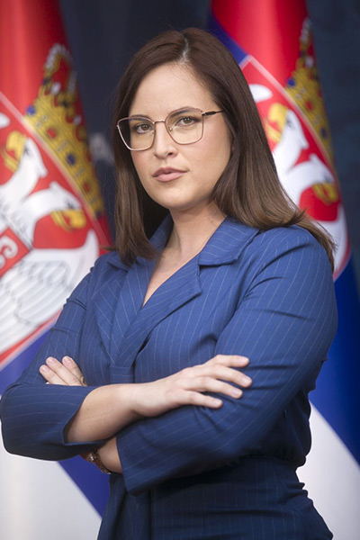 Сара Павков